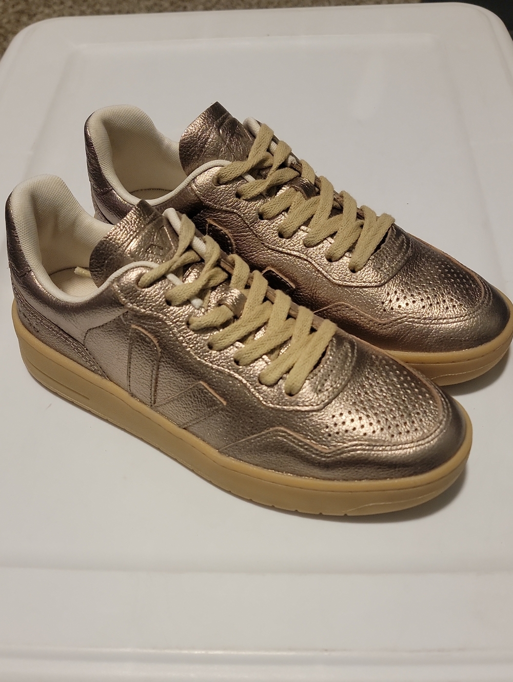 Veja V-90 O.T. Leather Full-Bronze Women's Size 6/EU37